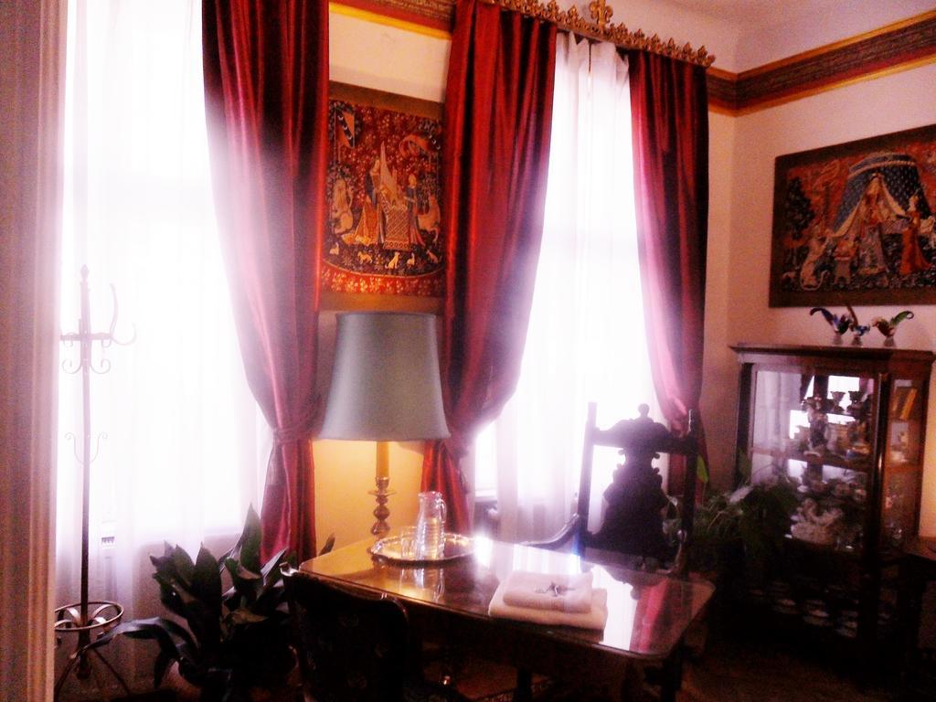 Hotel Luxury Near Castle Vídeň Pokoj fotografie